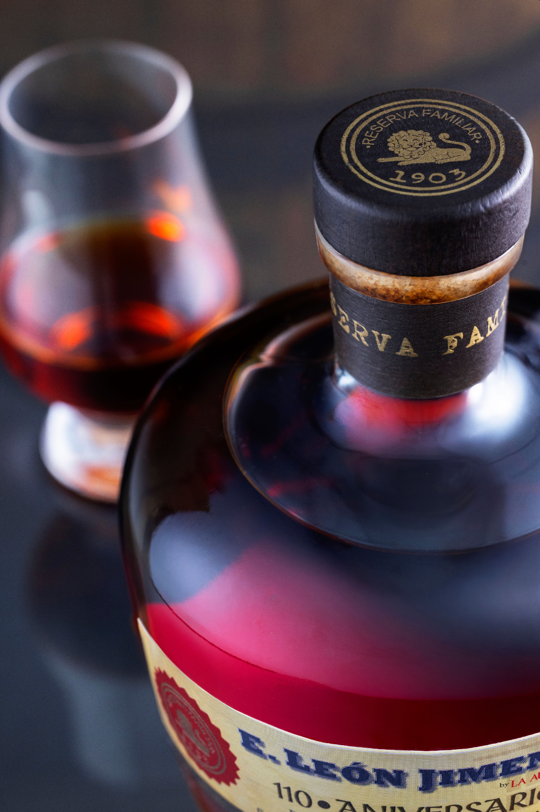 E. León Jimenes 110 Aniversario Rum