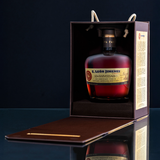 E. León Jimenes 110 Aniversario Rum